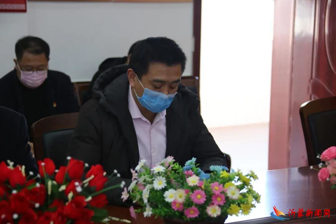 无畏逆行始坚守，时刻担当保安全 ——临沂新桥小学综治办主任钱军战“疫”纪实