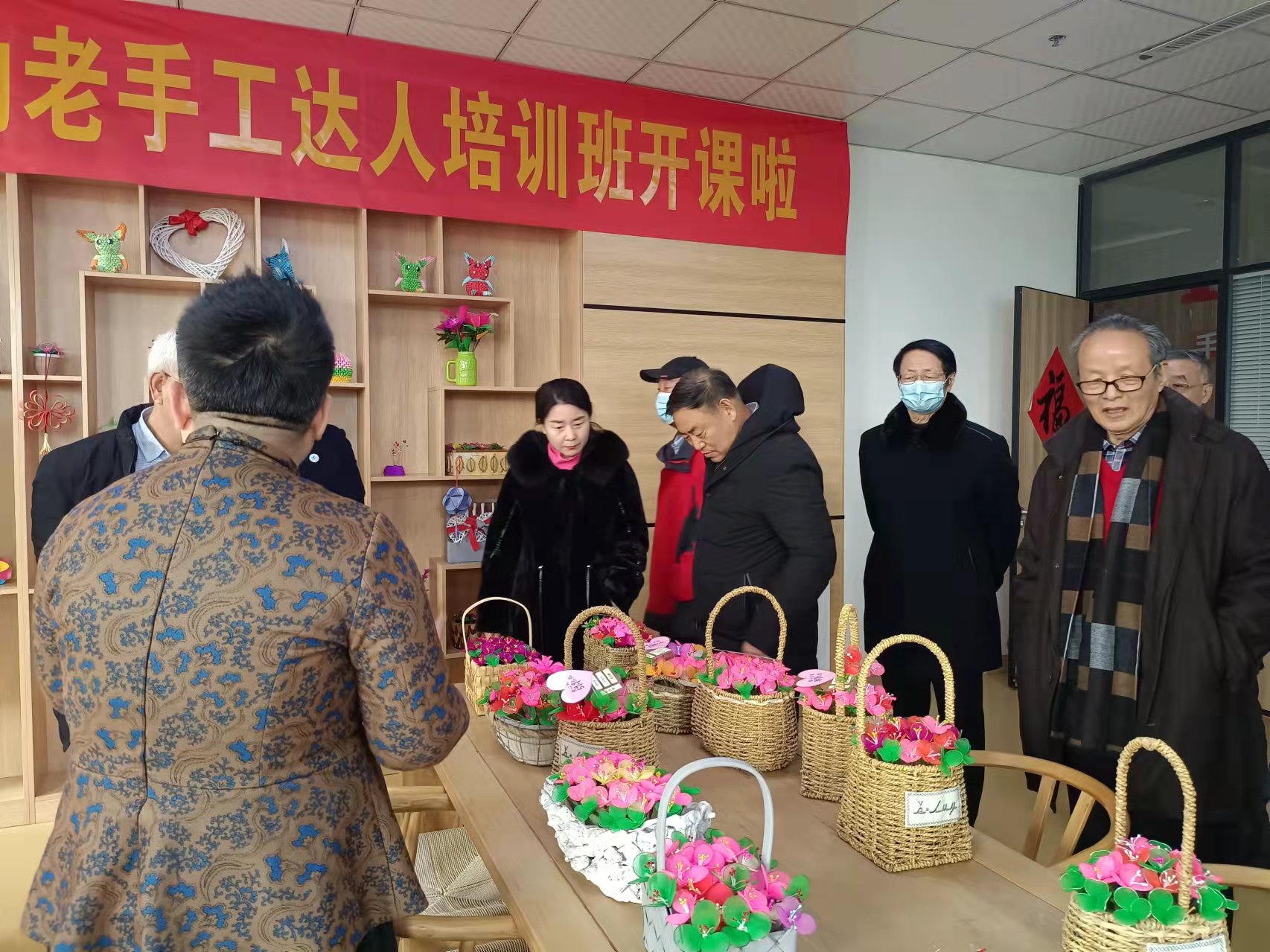 参观2.jpg